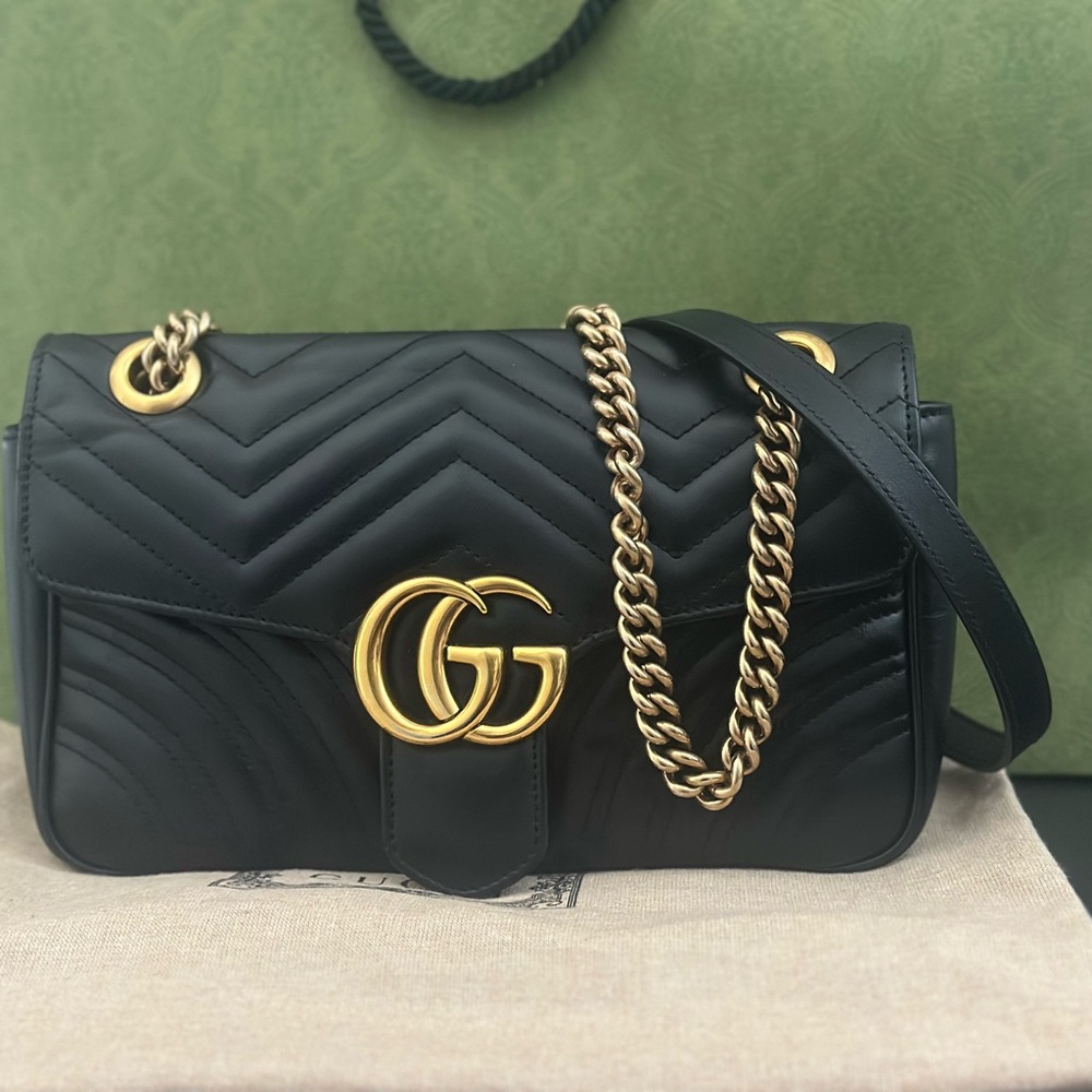 Authentic Gucci Black Quilted Leather Shoulder Bag with Gold Double G and Chain